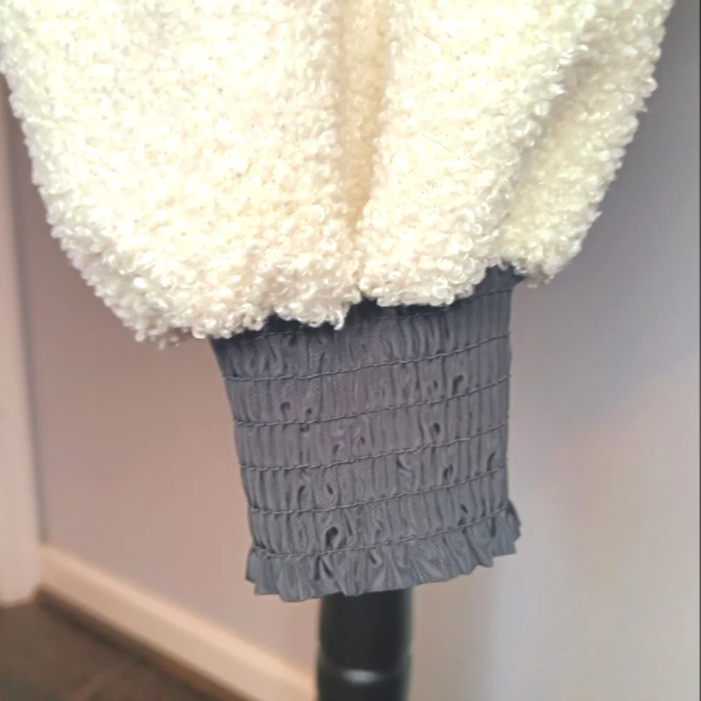 Urban Outfitters Oversized Cropped Mixed Textile Quarter Zip Pullover - Picture 4 of 5